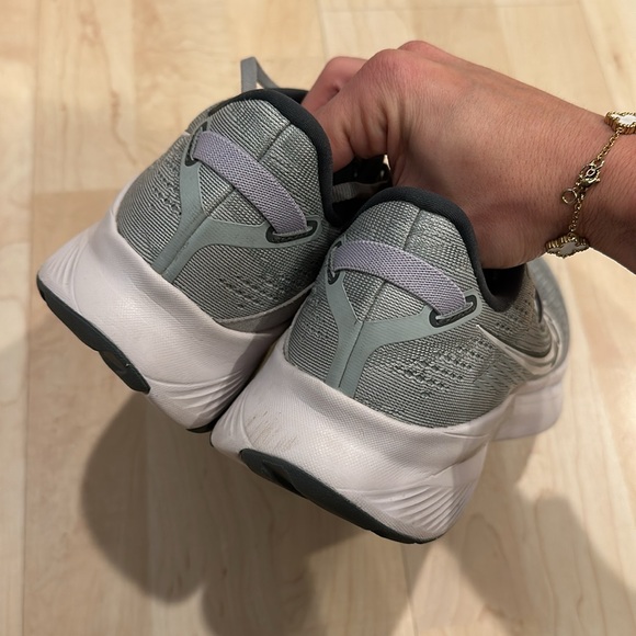 💙Saucony Guide 16 - Picture 6 of 8